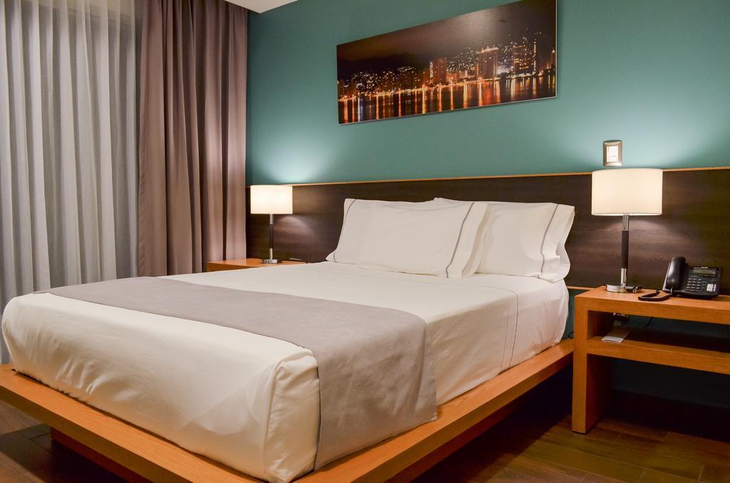 Concept Hotel Самора-де-Идальго Номер фото